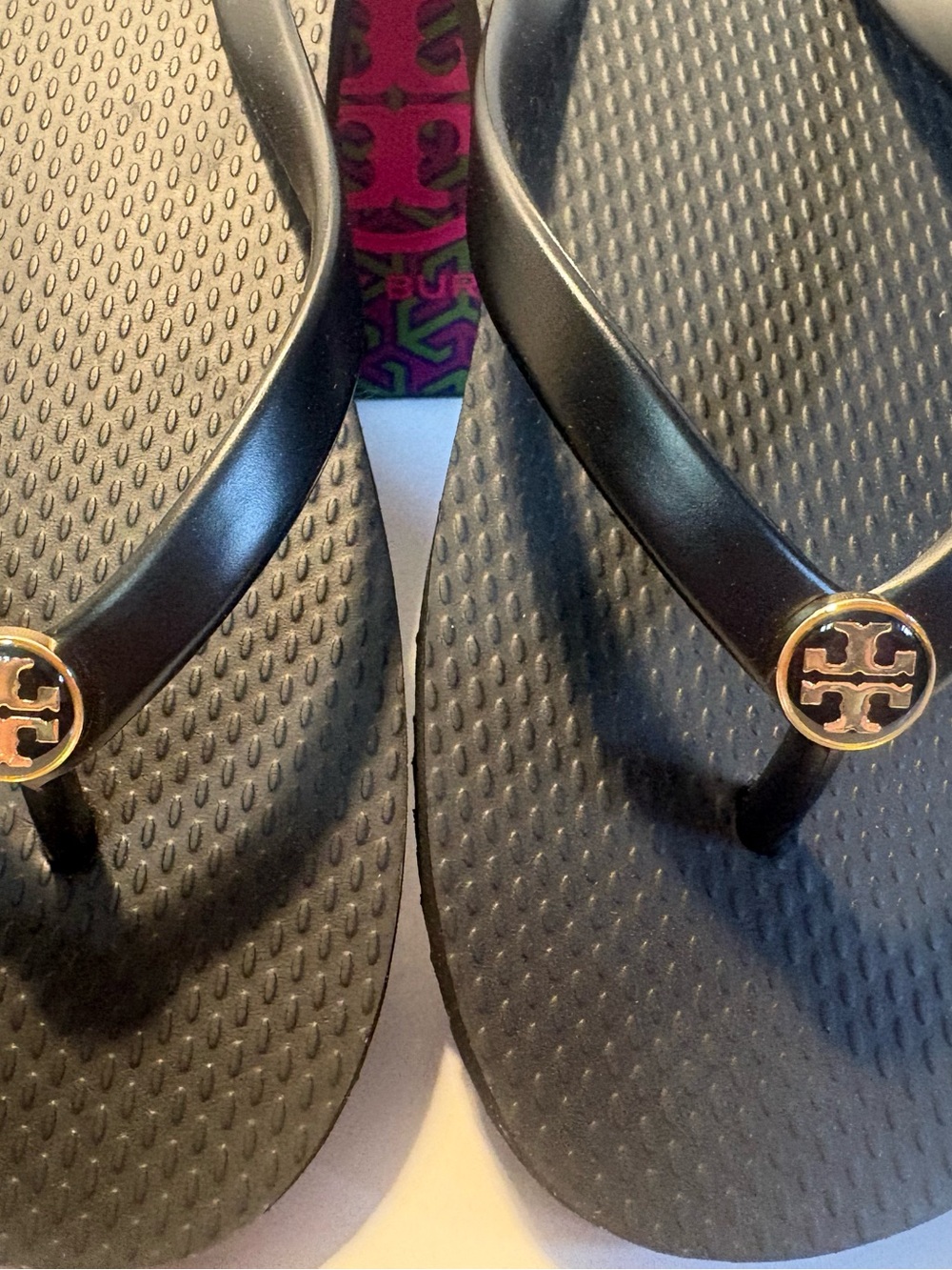 Tory Burch New Rare discontinued style gem logo Black sizes 6,7,8,9,10, - Picture 7 of 9